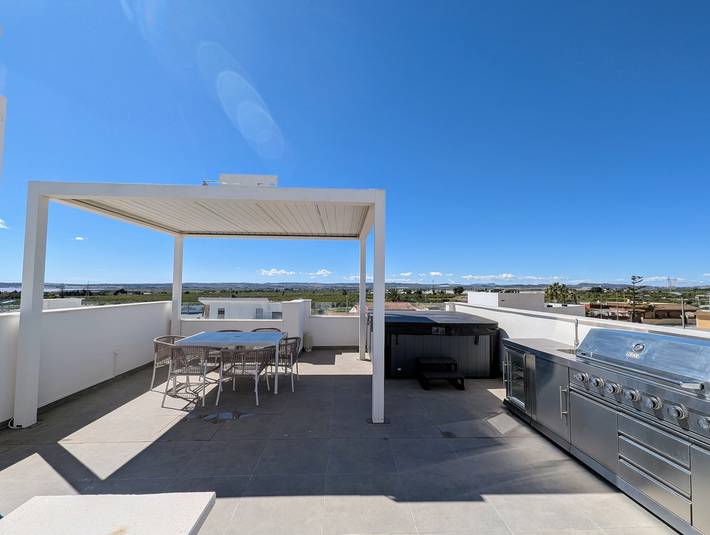 Villa exclusive avec jacuzzi, piscine privée, Wi-Fi et climatisation in Los Montesinos, Costa Blanca