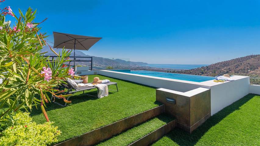 Chalet para 2 personas, con Balcón/Terraza y Piscina en Torrox