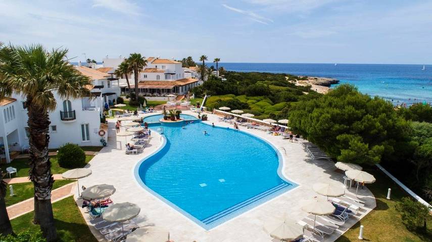 Appart’hôtel pour 2 personnes, avec piscine ainsi que jardin et bassin pour enfant