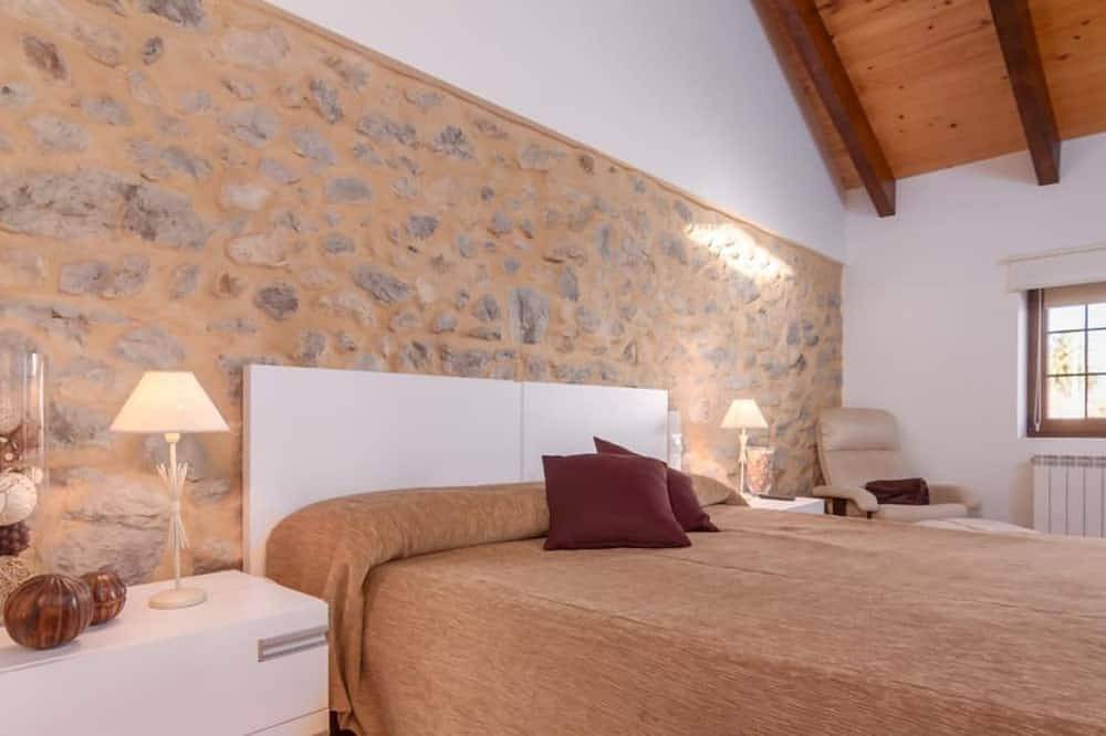 Studio12 vacation home with special charm in Santander, Kantabrische Küste