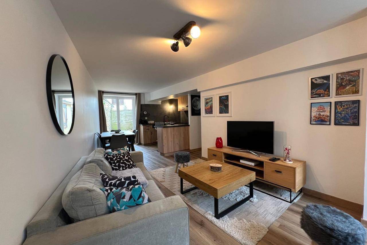 Appartement entier, Holiday Home in Marles-en-Brie, Seine-et-Marne