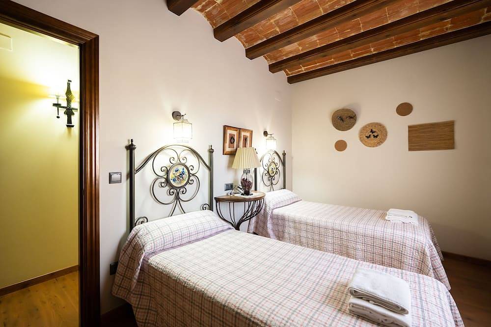 Casa del Agüelo: Apartamento Jiloca.(4 personas. Habilitado para minusválido in Cella, Provincia de Teruel