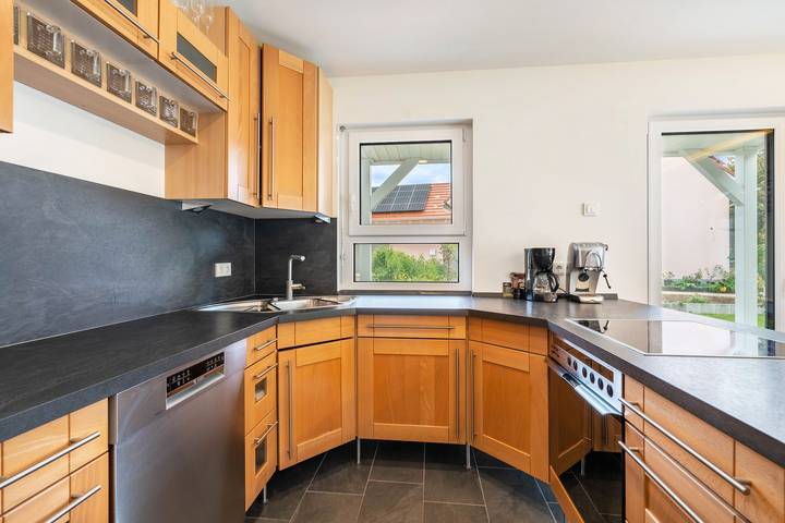 Ganze Wohnung, Ferienwohnung Auszeit mit privater Terrasse, privatem Garten und Wi-Fi in Solnhofen, Frankenalb