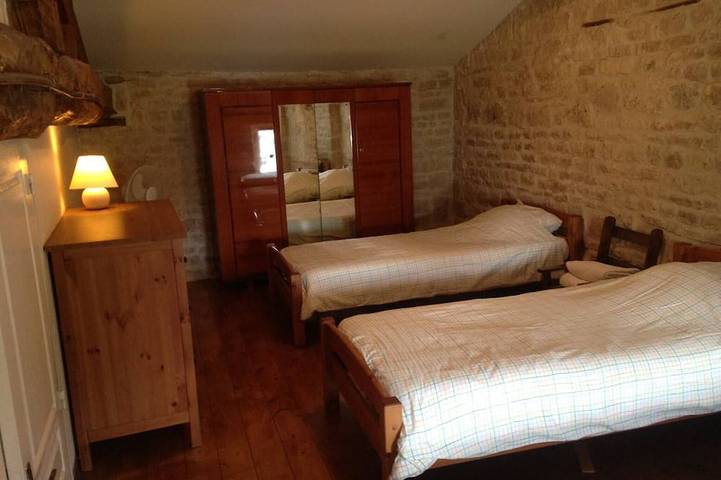 Location de vacances pour 5 personnes, avec jardin et piscine à Dœuil-sur-le-Mignon - 3