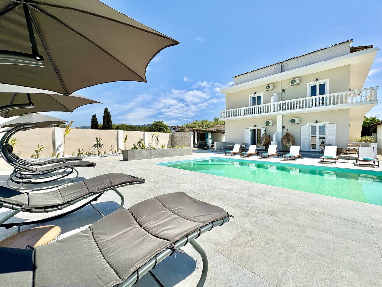 Villa Doma with private pool in Korfu