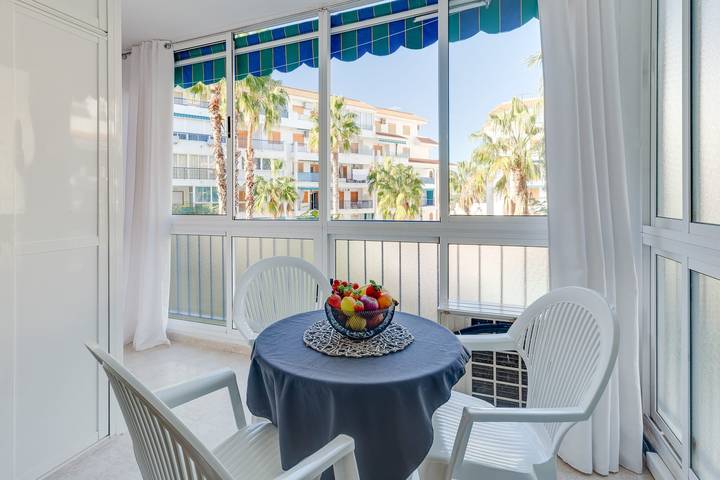 Appartement entier, Appartement "La Mata Beach" avec piscine partagée, Wi-Fi et climatisation in Torrevieja, Costa Blanca