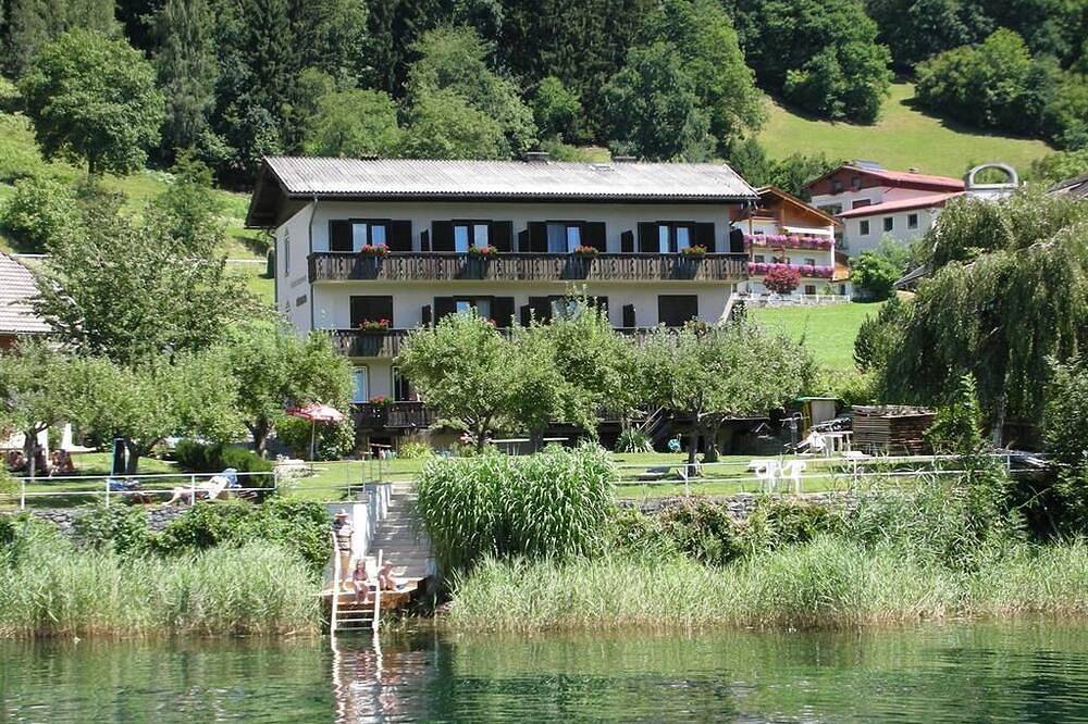Doppelzimmer superior - Pension Härring direkt am See in Millstatt, Bezirk Spittal an der Drau