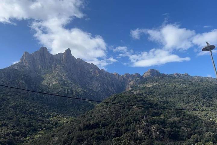Gîte pour 4 personnes, avec vue et terrasse dans Port De Porto Ota - 3