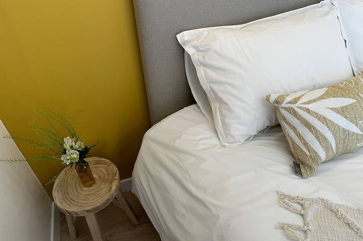 Ganze Wohnung, Cozy Niort Yellow Pink _ 2- in Niort, Niort und Umgebung