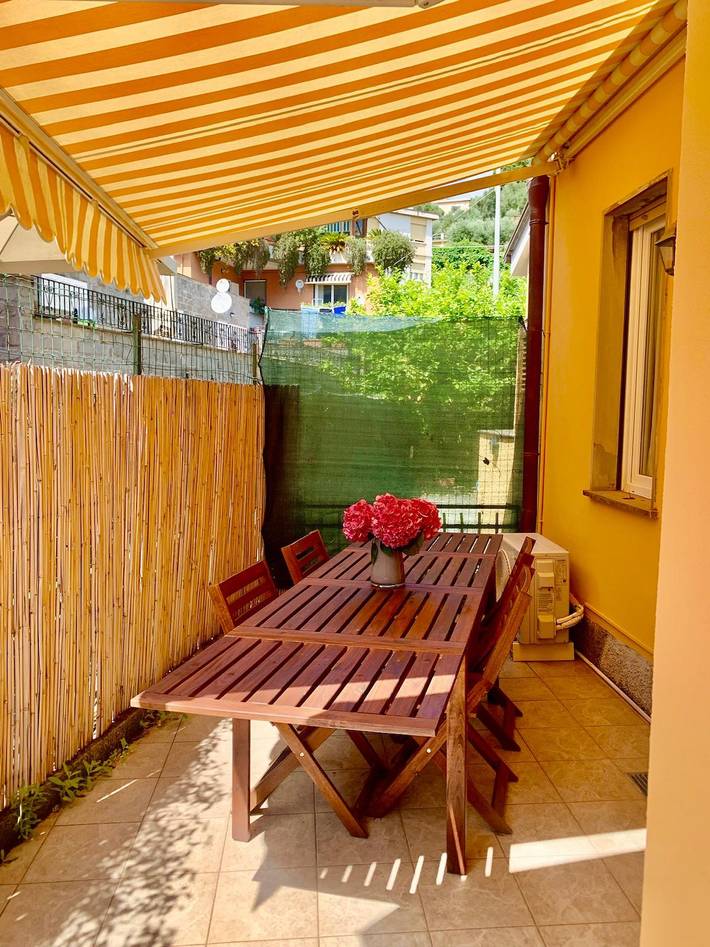 Entire apartment, Paola Cosy Apartment with A/C near best beaches in Monterosso al Mare, Monterosso al Mare Municipality