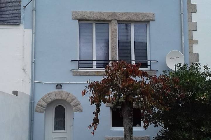 La plage au bout de la rue in Treffiagat, Région de Quimper