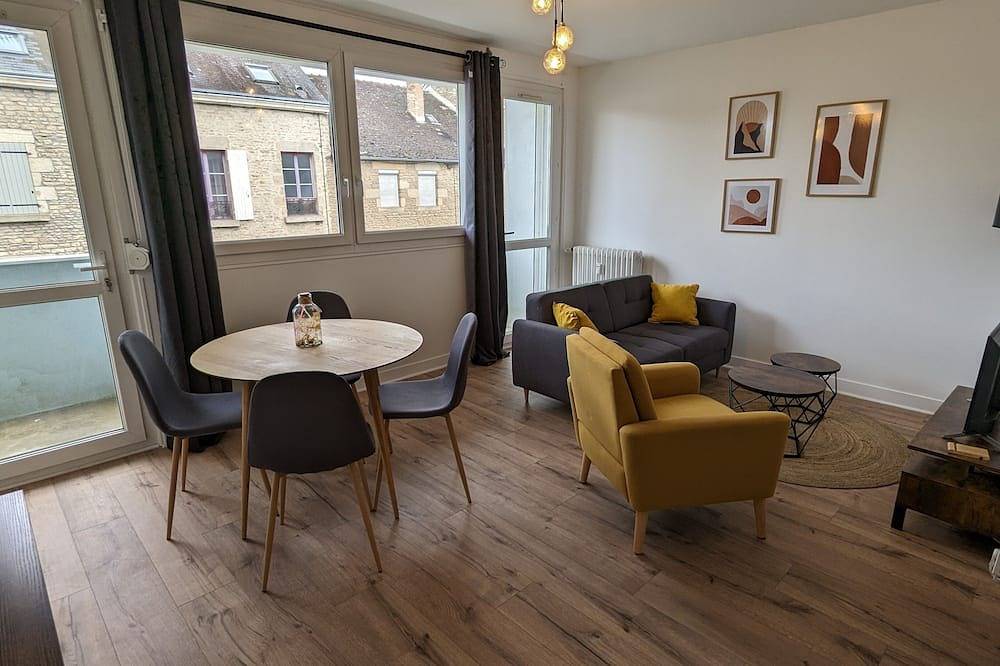 Entire apartment, Le Boudoir d'Emma | Private Jacuzzi | Relaxation in Alençon, Alençon region