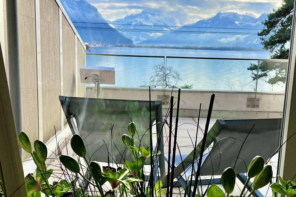 Ganze Wohnung, Ideal Lakeside Retreat: 2-bedroom Spa ap. With Lake View, Centre, Sleeps 1-4 in Montreux, Genfer See