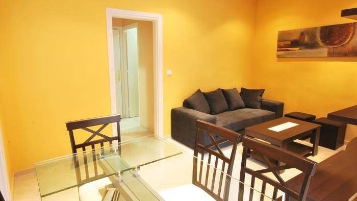 Entire holiday apartment, Homenfun Barcelona Paralelo in Barcelona Centre, Barcelona