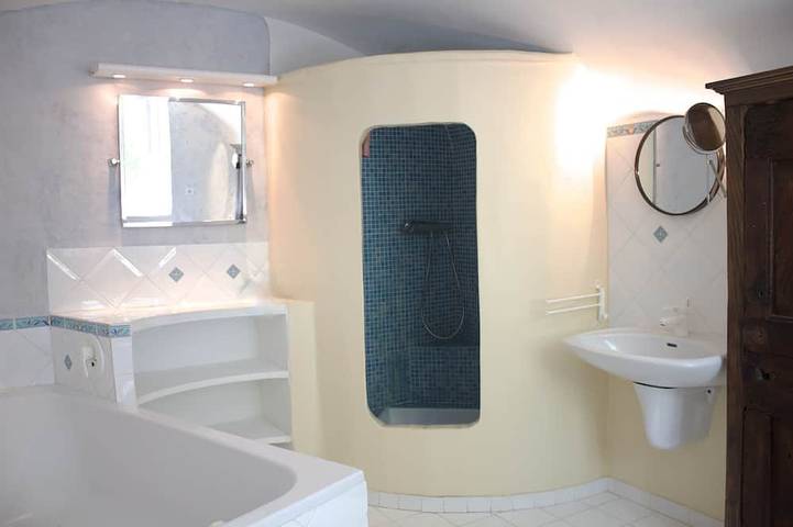 Location de vacances pour 6 personnes, avec balcon et jardin, animaux acceptés à Villedieu - 4