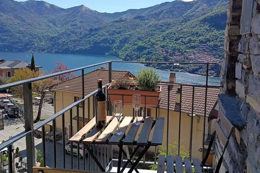Ganze Wohnung, Piazzetta /Stunning Lake View - Welcome Cocktail in Moltrasio, Comer See