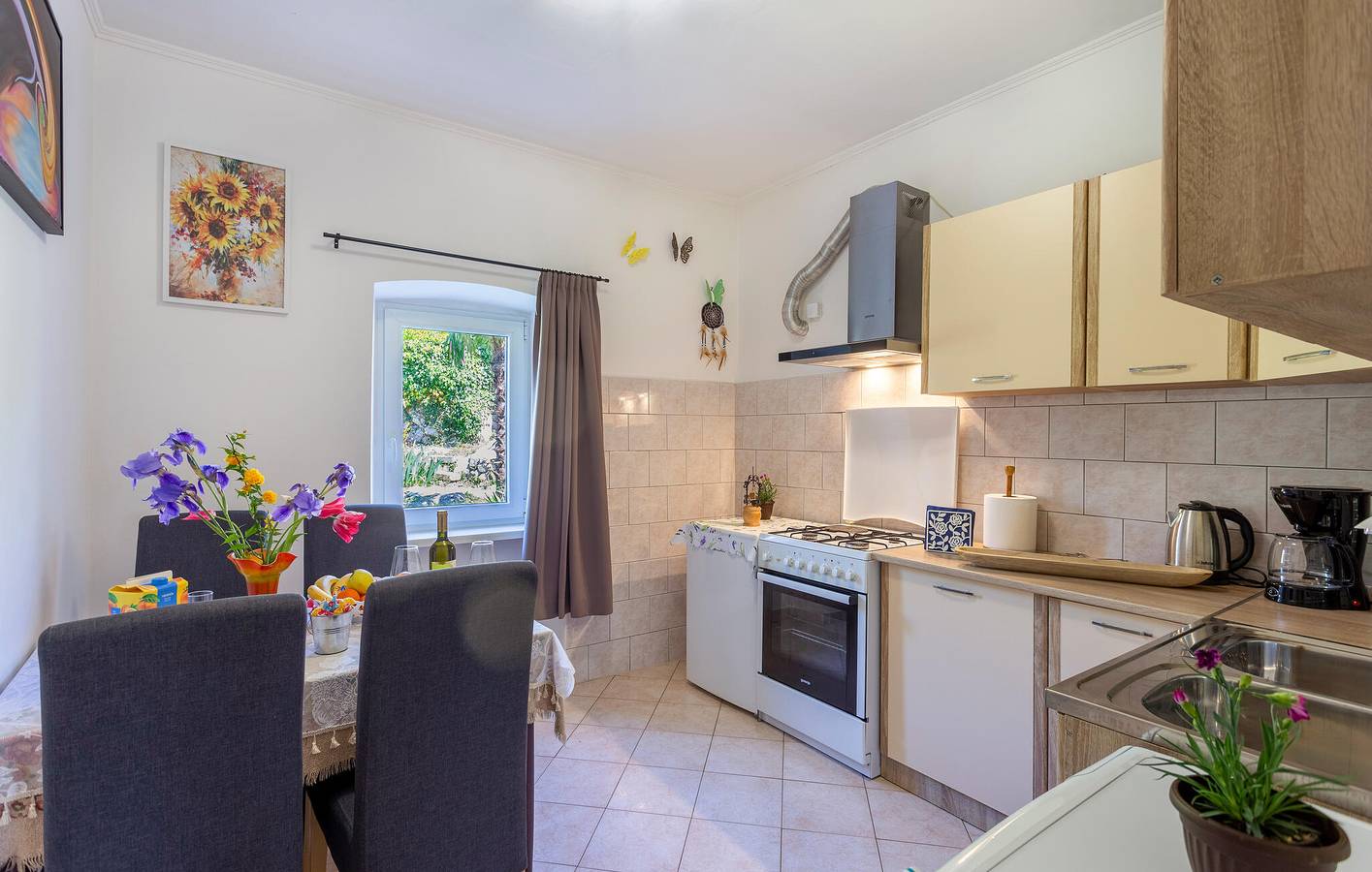 Charmant appartement avec piscine et terrasse près du restaurant Konoba Vinez in Vinez, Côte Est de l'Istrie