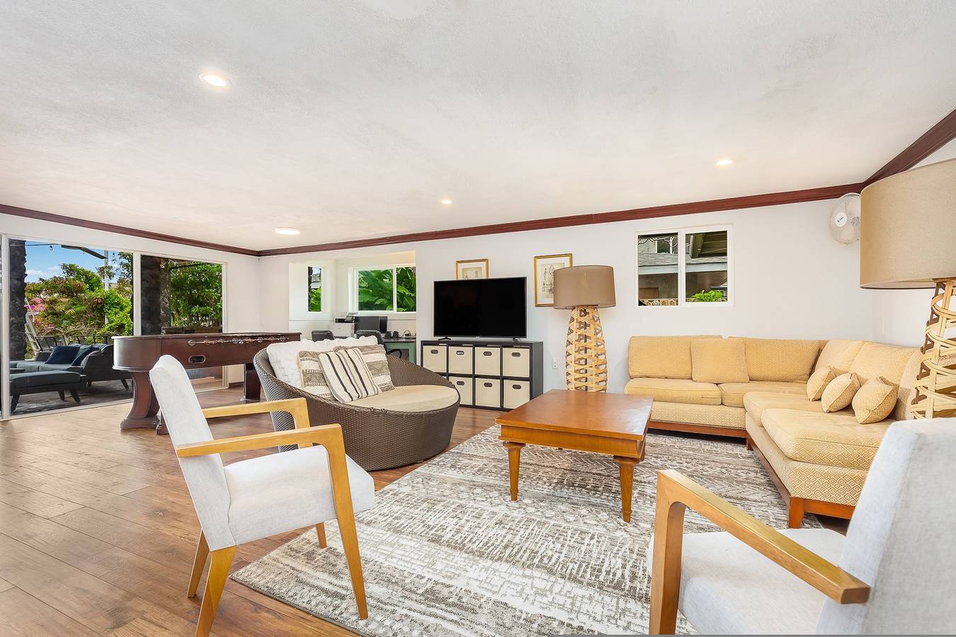 Tranquil Marina Front Pool House Resort in Hawaii Kai, Honolulu