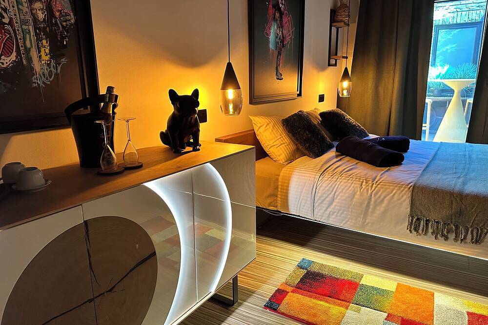 Évasion à deux : suite de luxe & spa privatif avec jardin, à 25min Bruxelles in Waterloo, Province du Brabant wallon