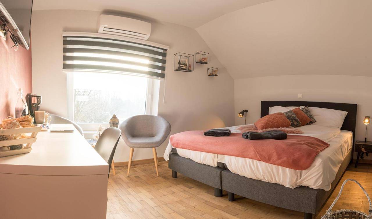 Chambre d’hôte pour 2 personnes avec jacuzzi in Ville d'Ostende, Oostende