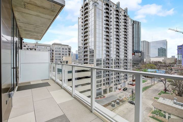Loft for 4 people, with pool, with pets in Austin (TX)