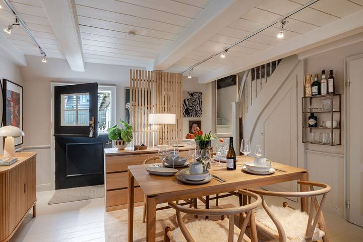Ganze Wohnung, Geschmackvoll, hochwertig - außergewöhnliche Wohnung im historischen Friesenhaus in Westerland, Sylt (Gemeinde)