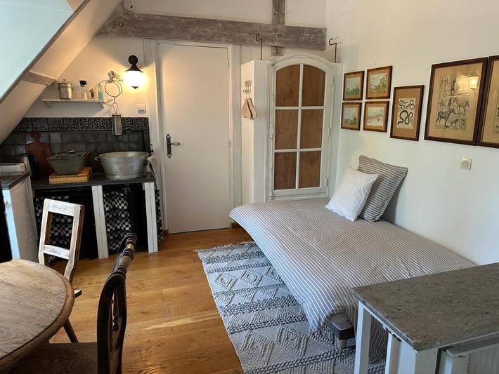 Gîte pour 5 personnes, avec jardin et vue à Saint-Germain-du-Puy - 4