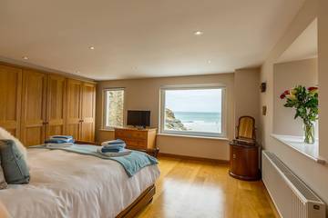 Cottage for 9 People in Portreath, Cornwall, Photo 2