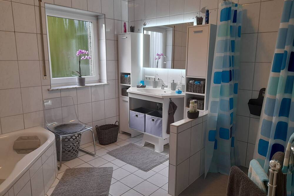 Ganze Wohnung, Exklusive Südseite-Fewo \"vivo32\" Tholey, Nähe Bostalsee, Naturpark Saar-Hunsrück in Tholey, Saar-Nahe-Bergland