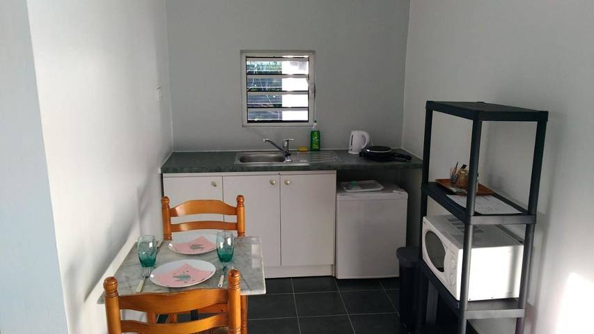 Gîte pour 2 personnes, avec vue et jardin dans Punaauia - 4