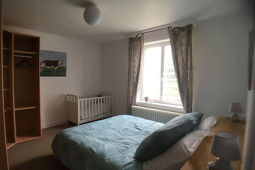 The 36 is rated 2 *. 500 meters from the sea. in Réville, Cherbourg und Umgebung
