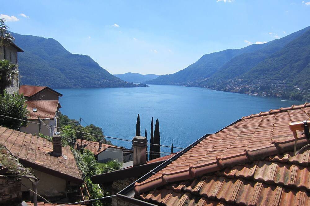 Holiday Home Como Lake-Casa Sibiel-Typical Italian house in Faggeto Lario, Comosøen