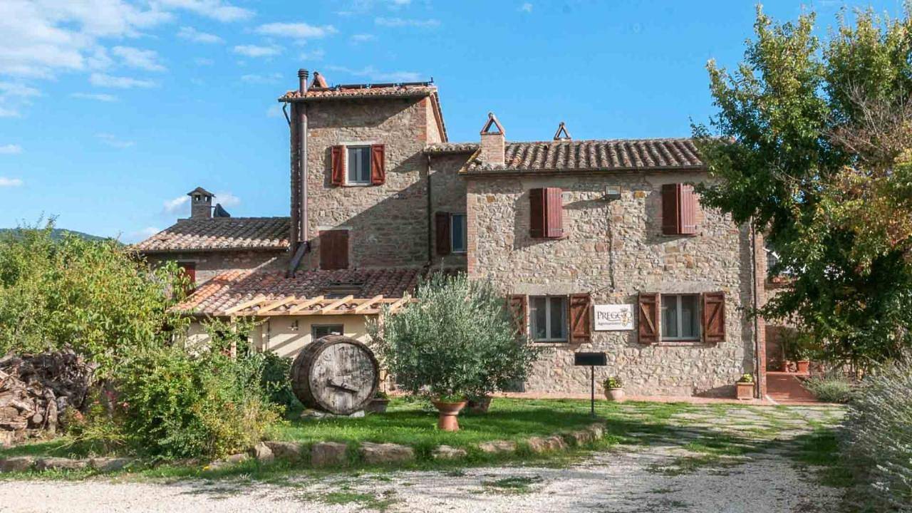Deluxe Double Room in Umbertide, Valtiberina