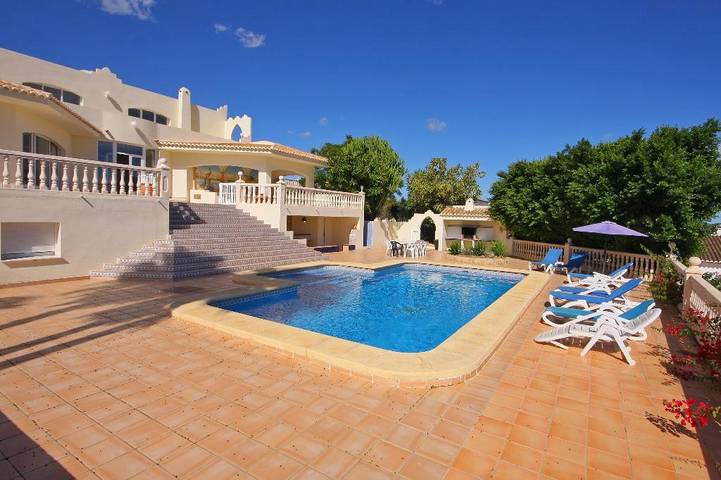 Chalet para 8 personas, con piscina además de terraza y jardín en Provincia de Alicante - 4