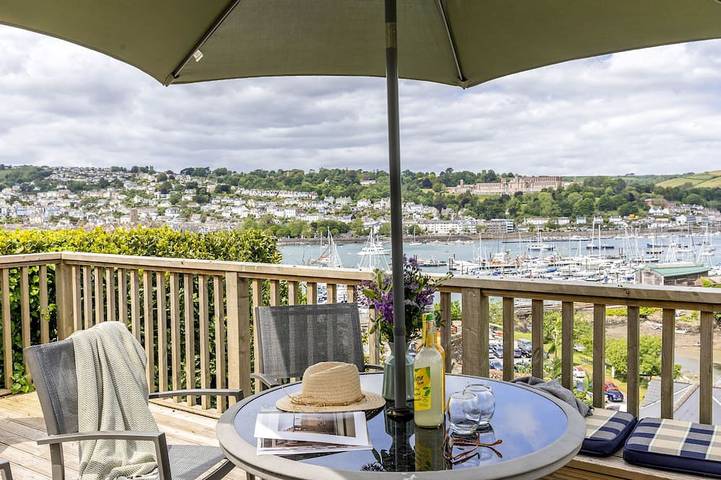 Cottage for 4 people, with balcony in Kingswear