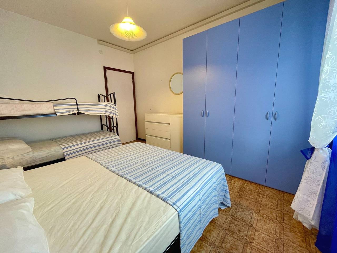 Entire apartment, Beachside flat with shared pool in Porto Santa Margherita, Caorle