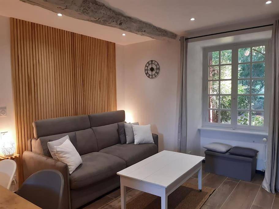 Studio with Terrace in La Baussaine, Région de Saint-Malo
