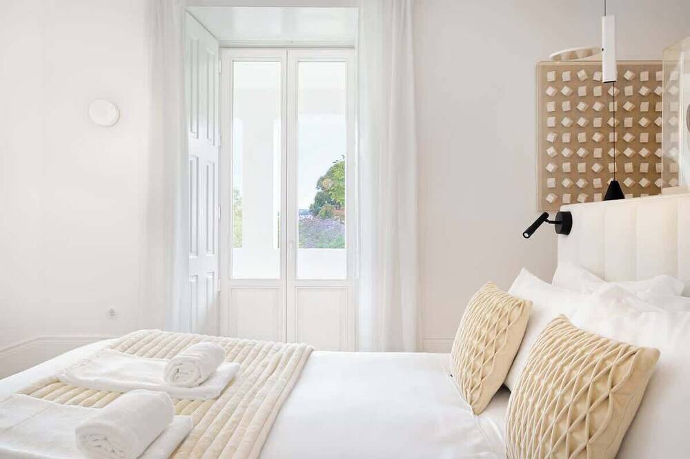 Private 7Br Manor in Porto · Ideal for Groups in Massarelos, Porto