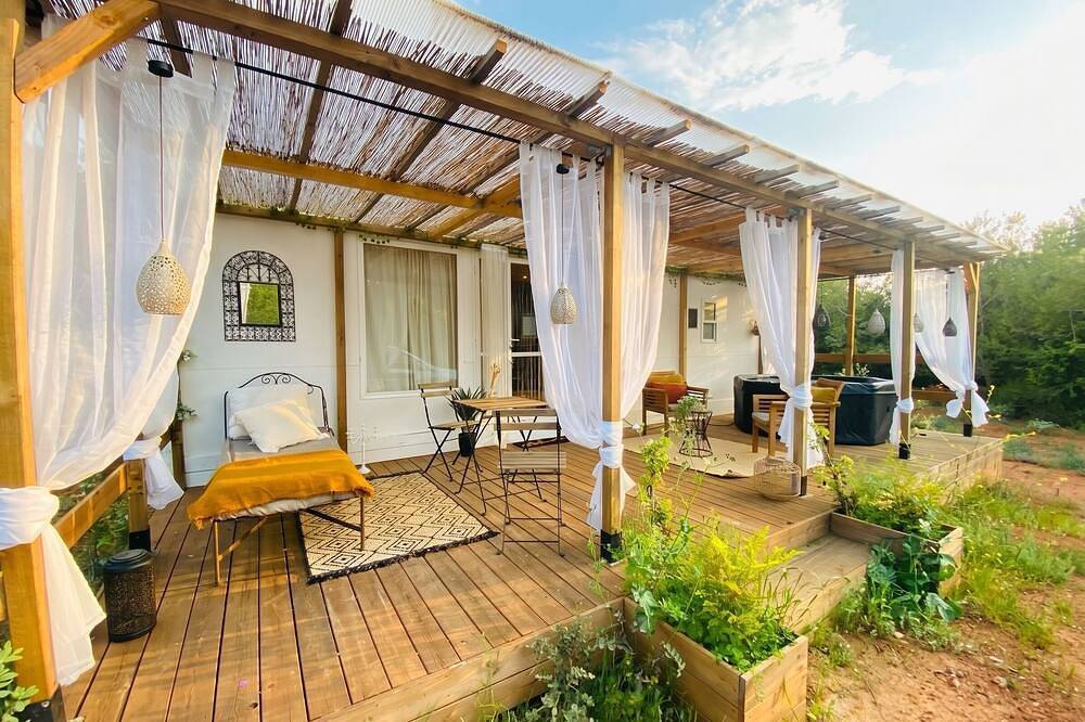 Ganze Wohnung, Studio le Nid secret. Loveroom in the heart of nature with spa bath and jacuzzi in Jouques, Aix-en-Provence und Umgebung