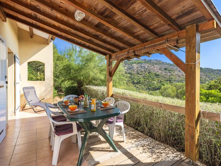 Location de vacances pour 4 personnes, avec terrasse et jardin, animaux acceptés à Bonifacio - 2