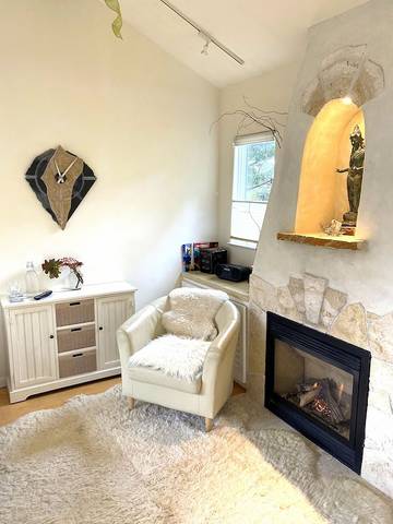 Log Cabin for 2 People in Oakland, San Francisco Bay Area, Photo 4