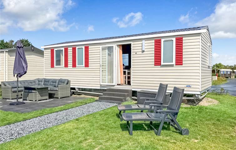 Ferienhaus für 4 Personen, mit Terrasse und Garten in Oostkapelle