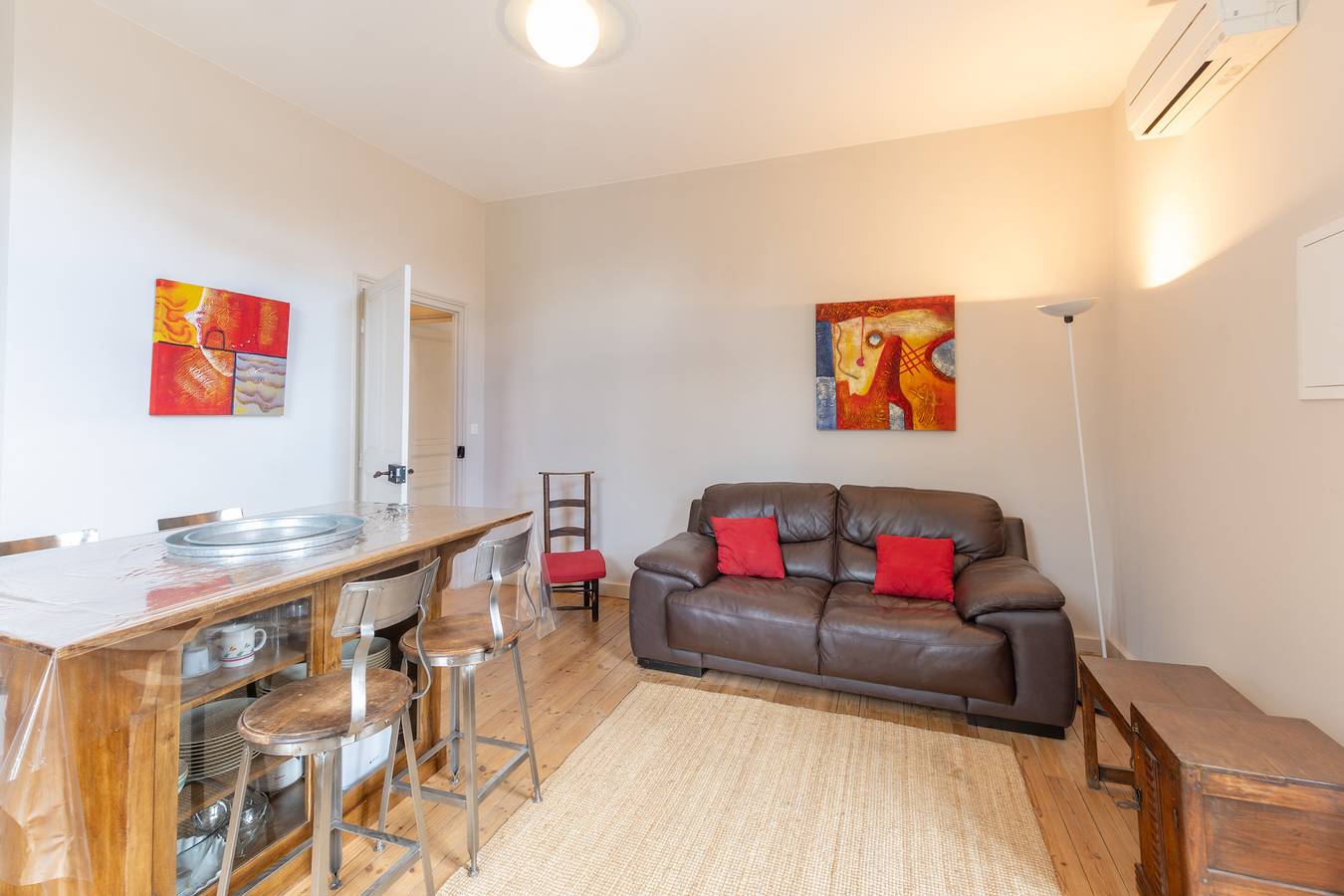 Appartement entier, Appartement 'Le Maronnier' avec piscine partagée, Wi-Fi et climatisation in Saint-Germain, Ardèche