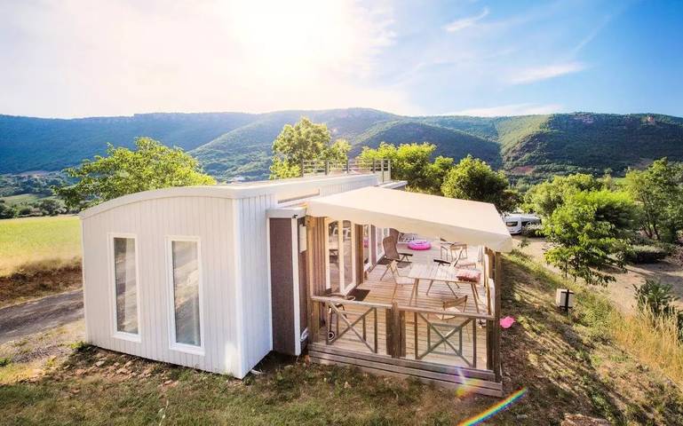 Mobil home pour 6 personnes, avec piscine ainsi que sauna et terrasse, animaux acceptés à Nant - 3