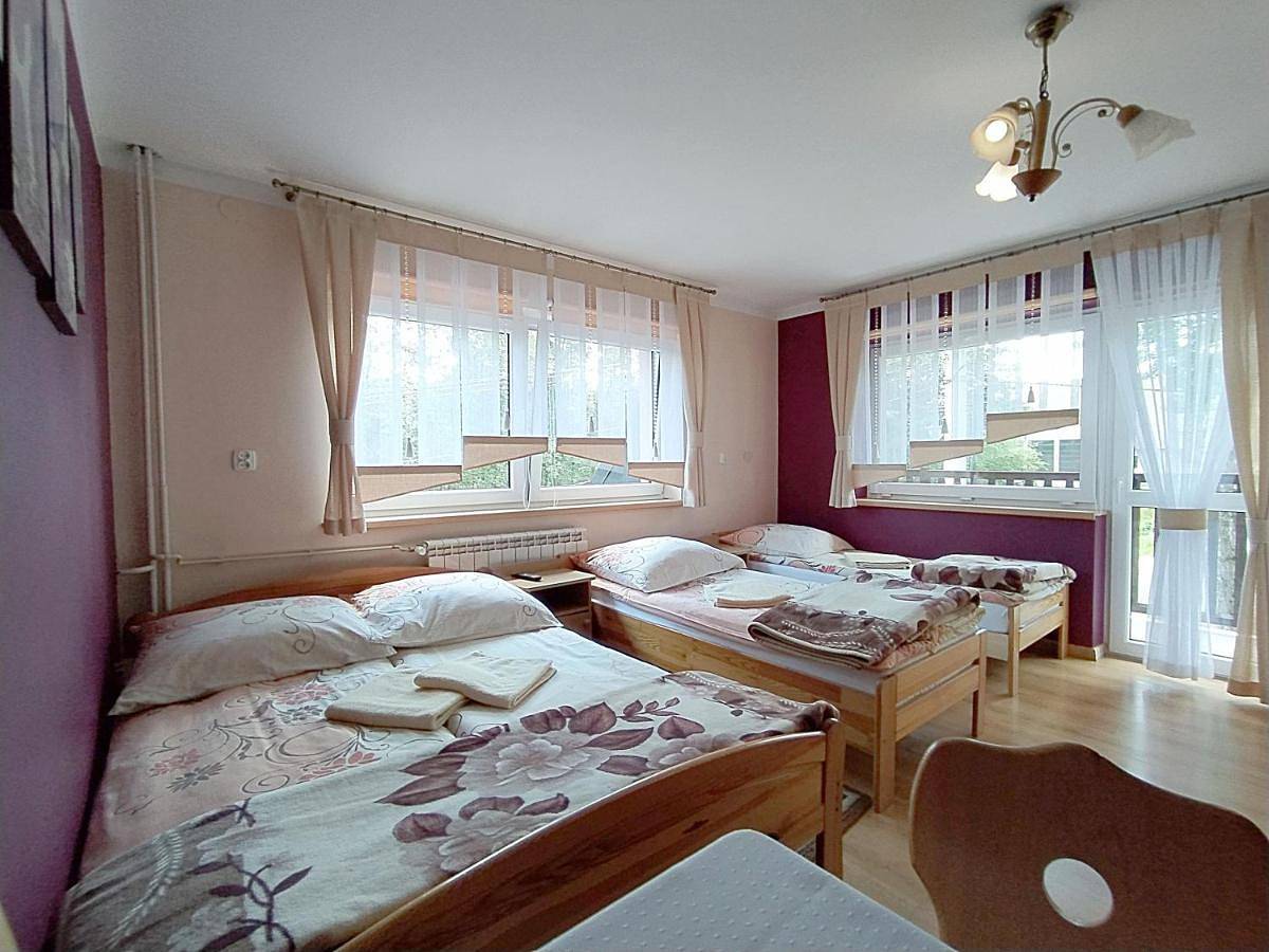 Double Room with Private Bathroom in Leśnica, Karpaty (Polska)