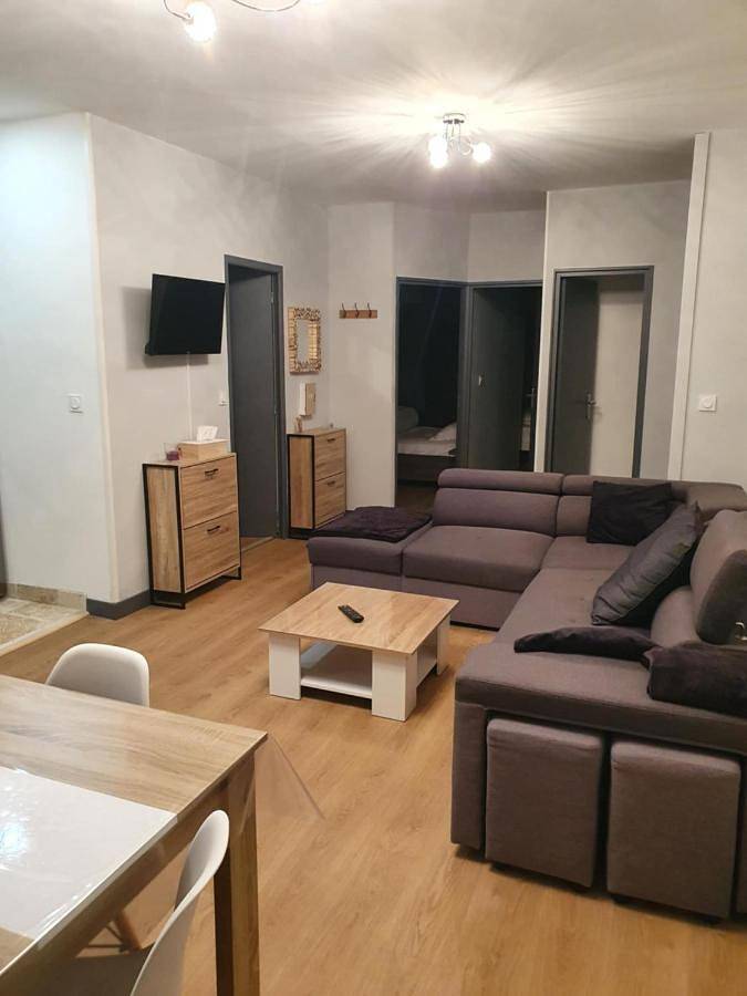 Gîte pour 6 personnes, avec vue à Morez - 3