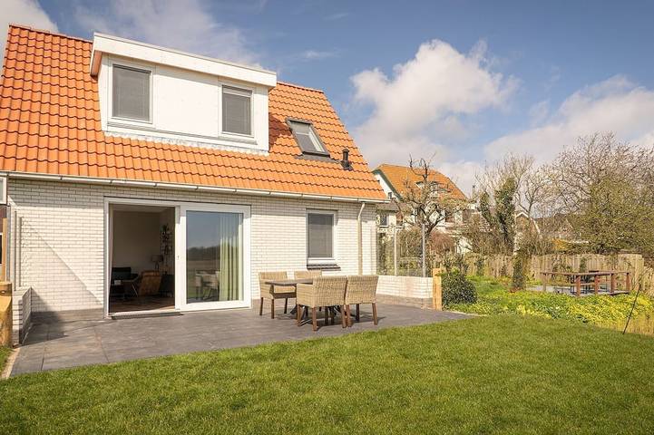 Glamping voor 4 personen, met tuin in Nederlandse waddeneilanden