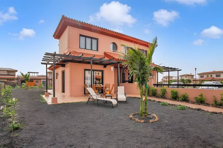 Casa rural para 6 personas, con Balcón además de Jardín y Piscina para niños