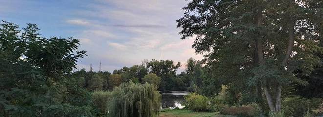 Location de vacances pour 5 personnes, avec jardin et terrasse à Crouzilles