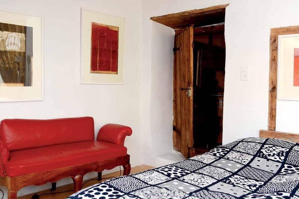 Ganze Wohnung, Ferienhaus Heidihuus, (Maienfeld) in St. Luzisteig, Maienfeld